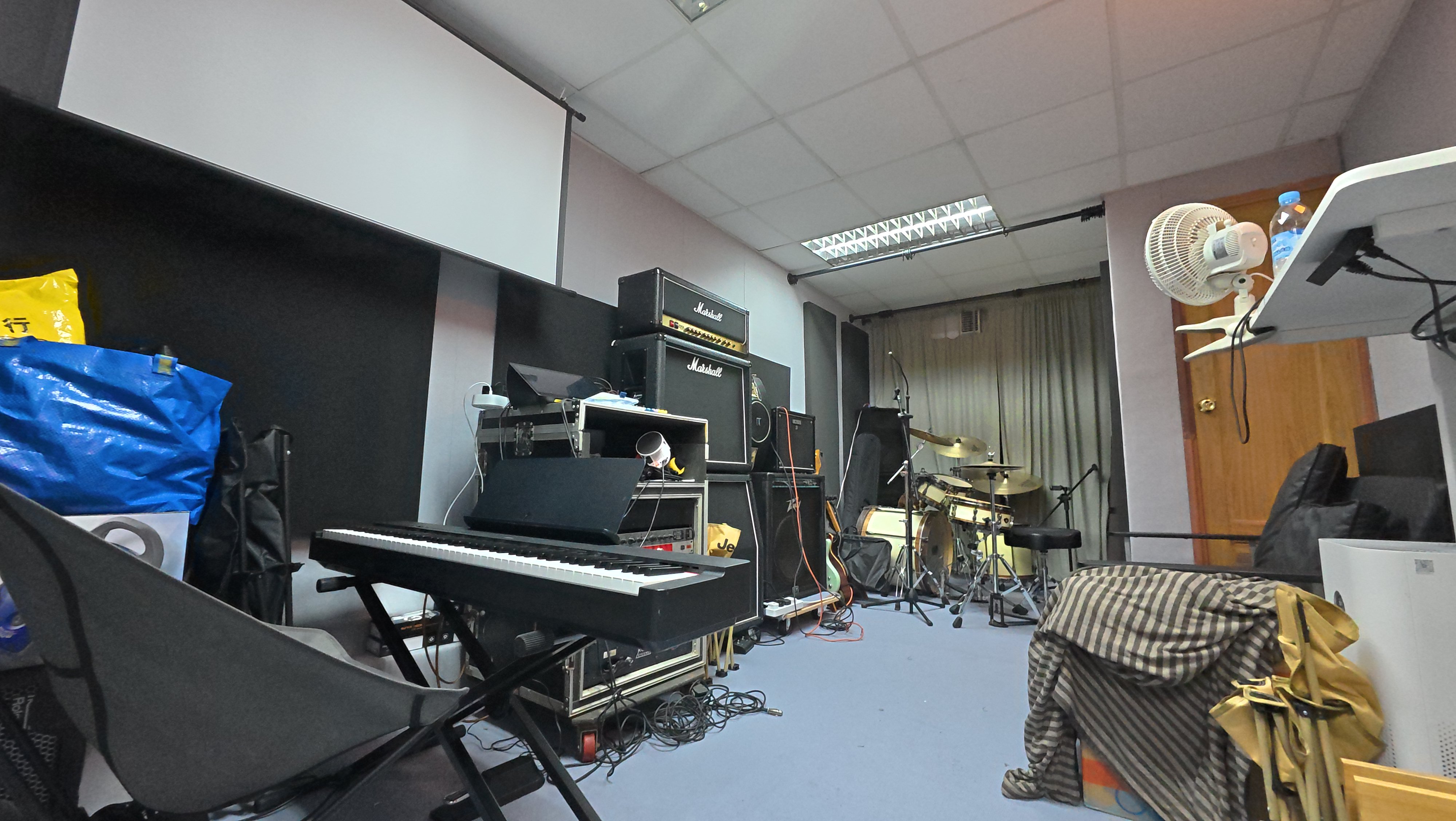 新蒲崗 景福街108-110號 超達工業大廈 鼓房 - 專業音樂工作室 | Professional Music Studio Hong Kong